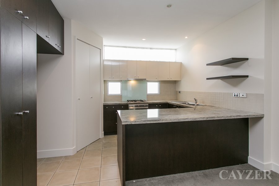 Gallery: 7/341-345 Moray Street