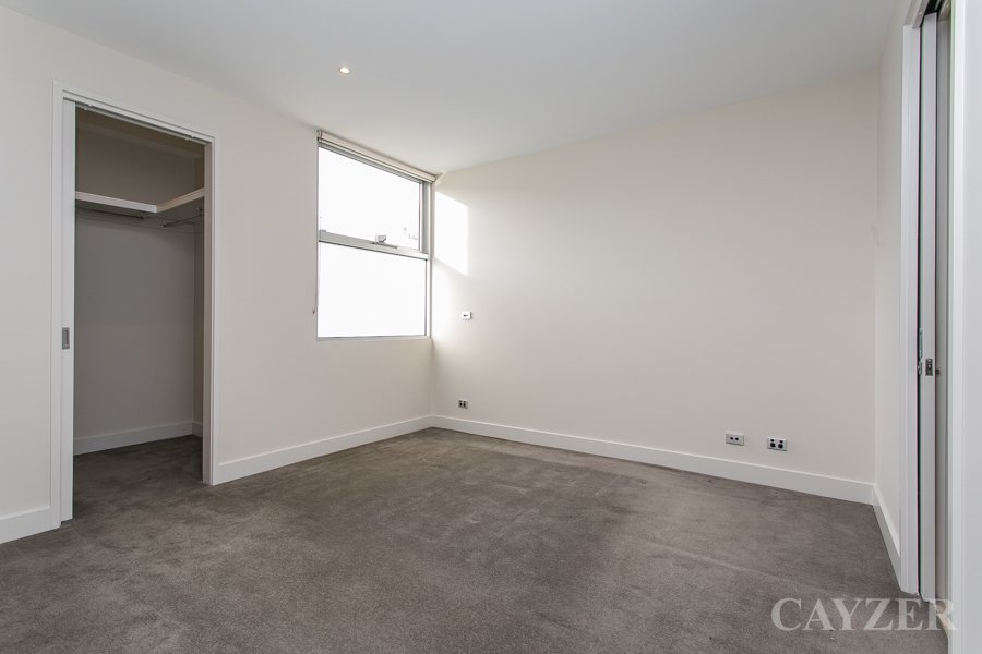 Gallery: 7/341-345 Moray Street
