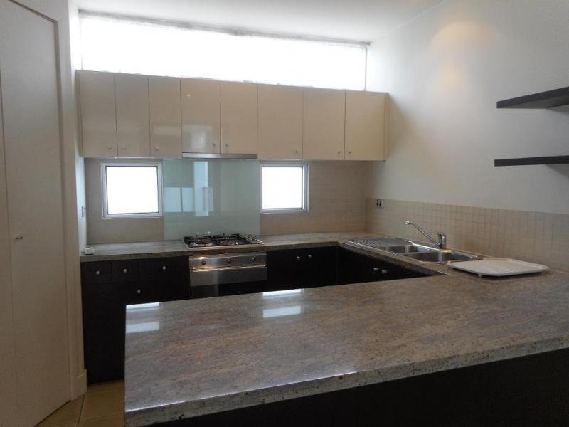Gallery: 7/341 Moray Street