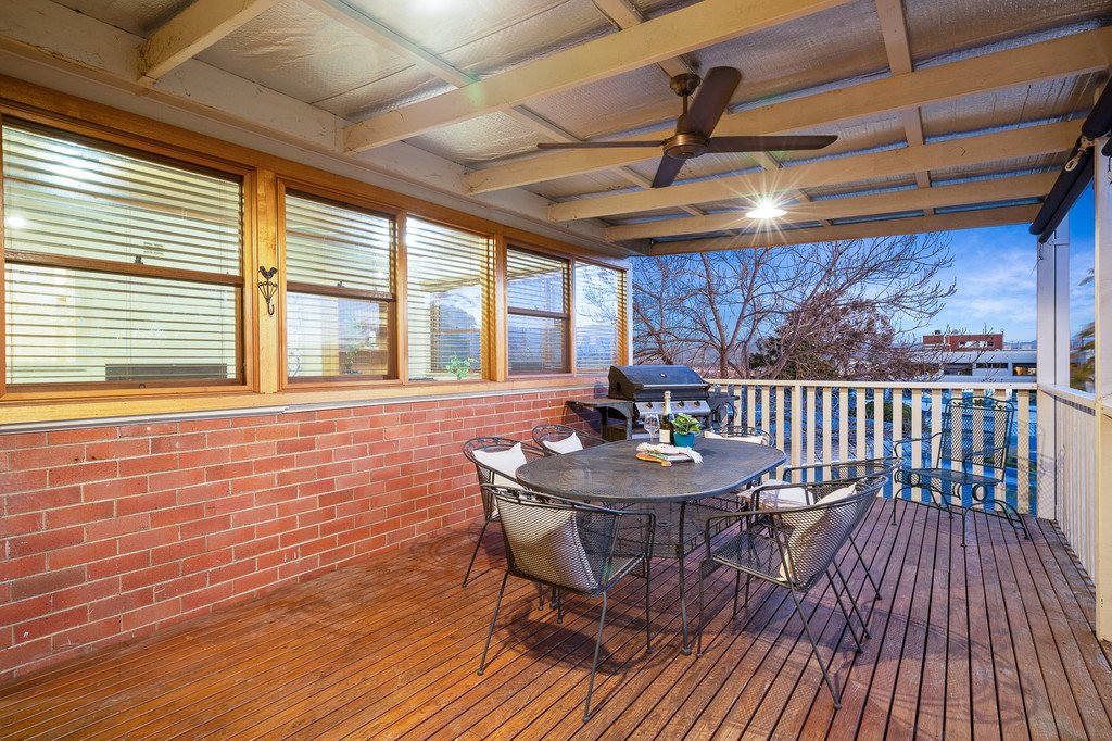 735 Kiewa Street ALBURY 10