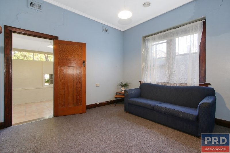 735 Young Street ALBURY 7
