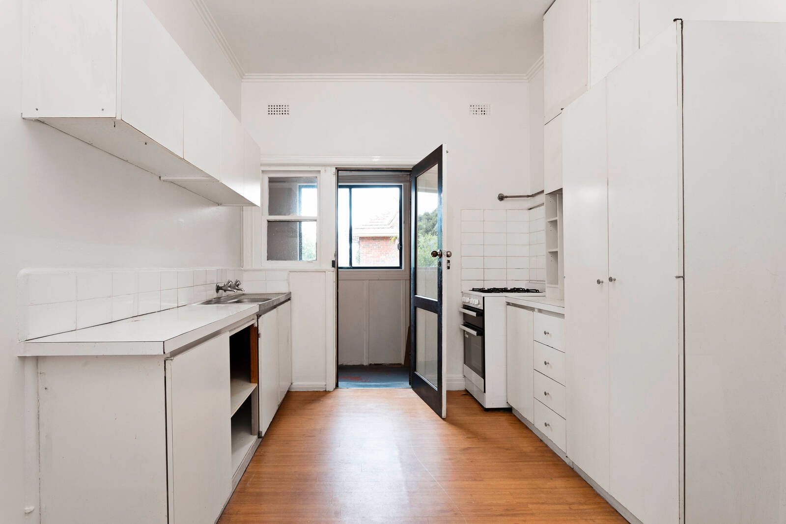 Real Estate and Property in 7/358-360 Barkly Street, Elwood, VIC