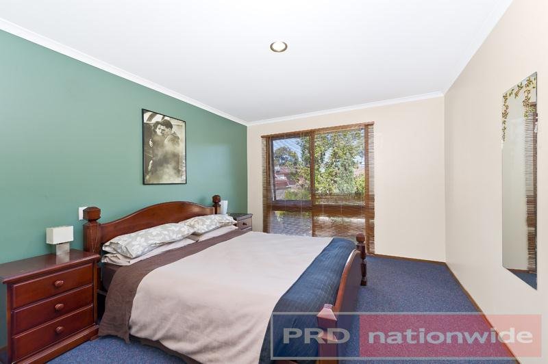 736 Henry Lawson Drive PICNIC POINT 7