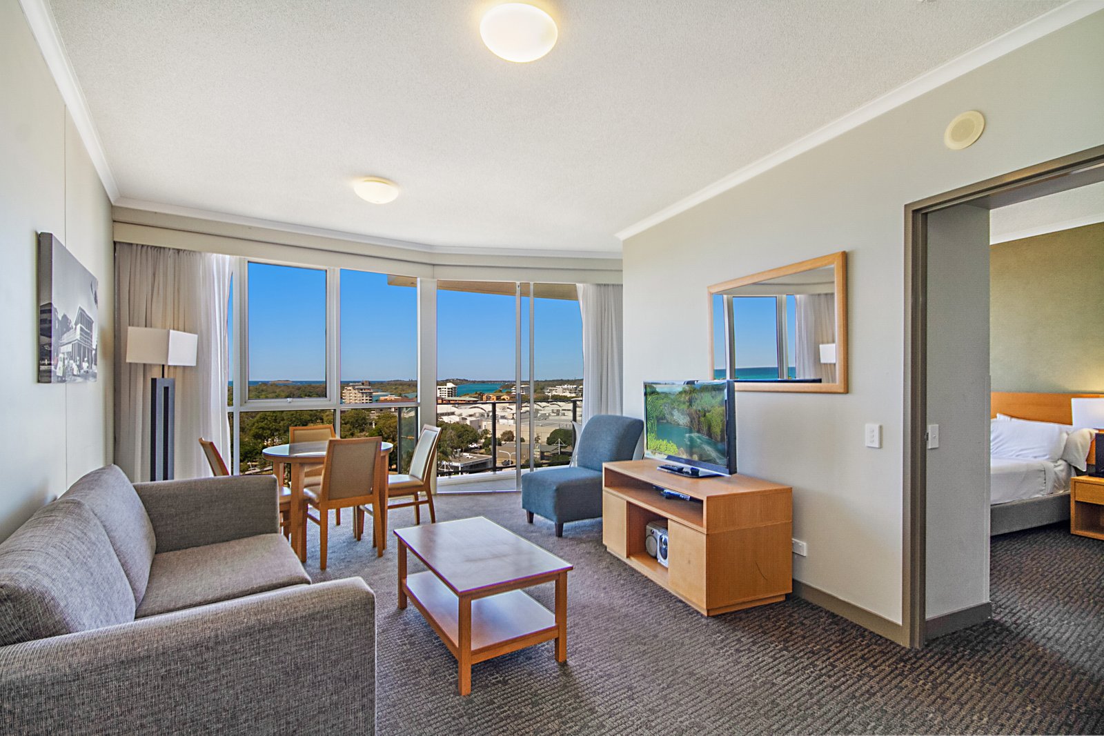 736/6-8 Stuart Street TWEED HEADS 3