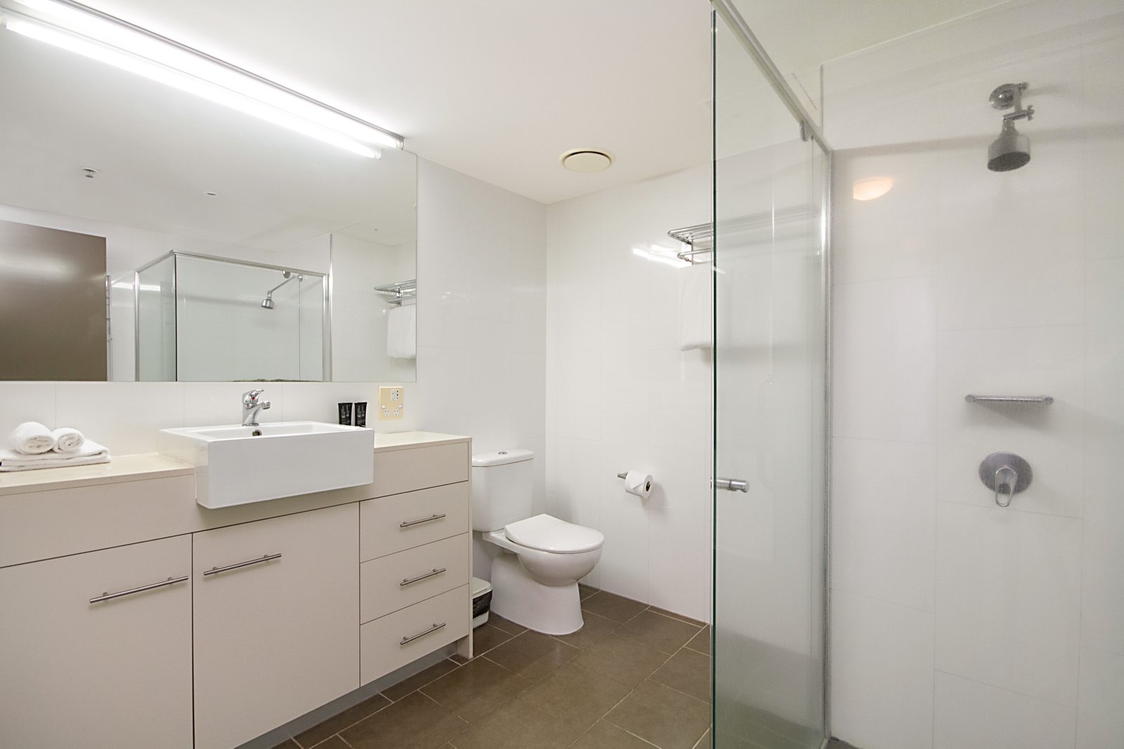 736/6-8 Stuart Street TWEED HEADS 6