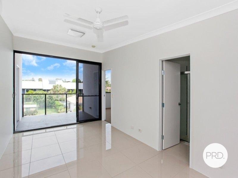 7/37 Central Street LABRADOR 4