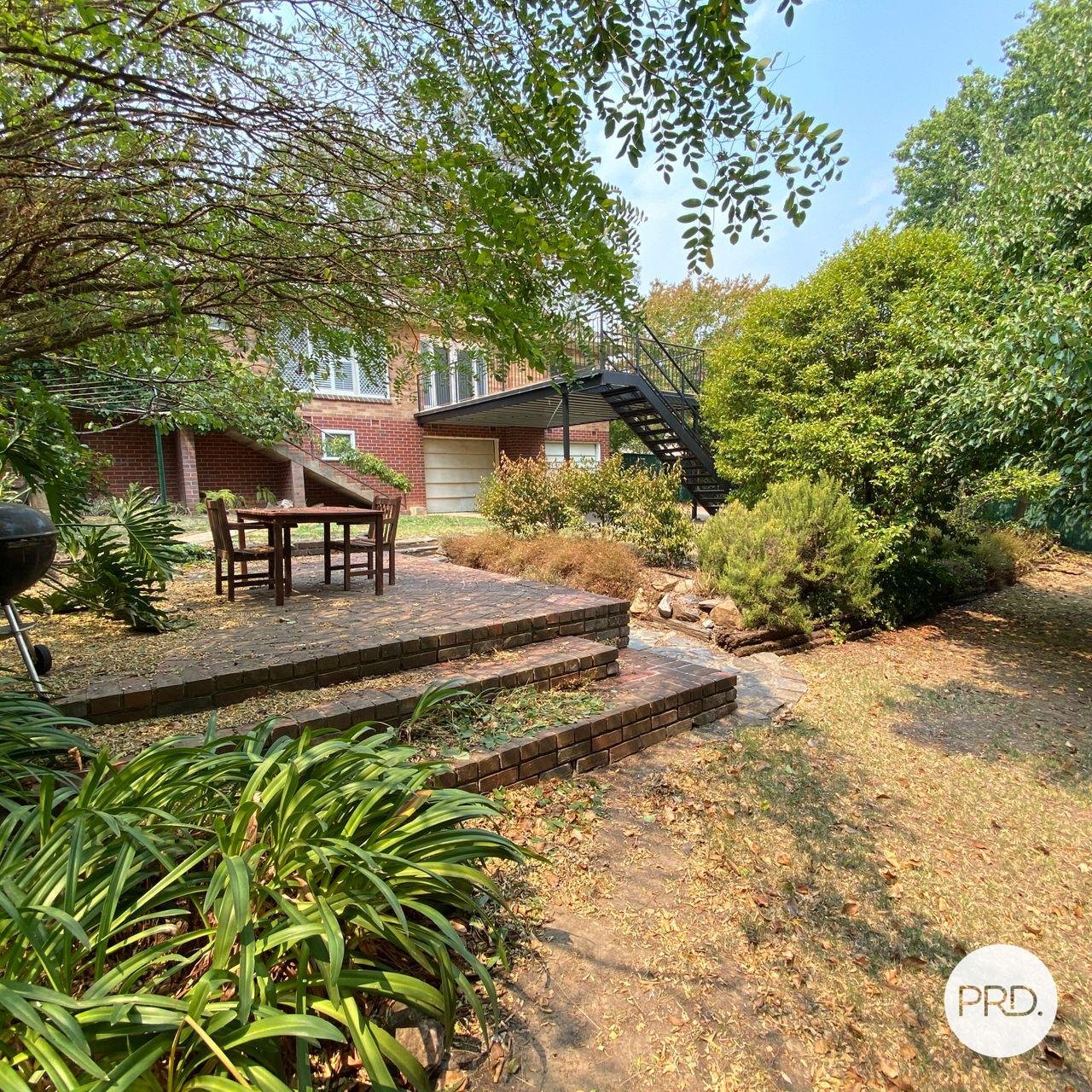 737 Fellowes Crescent ALBURY 9