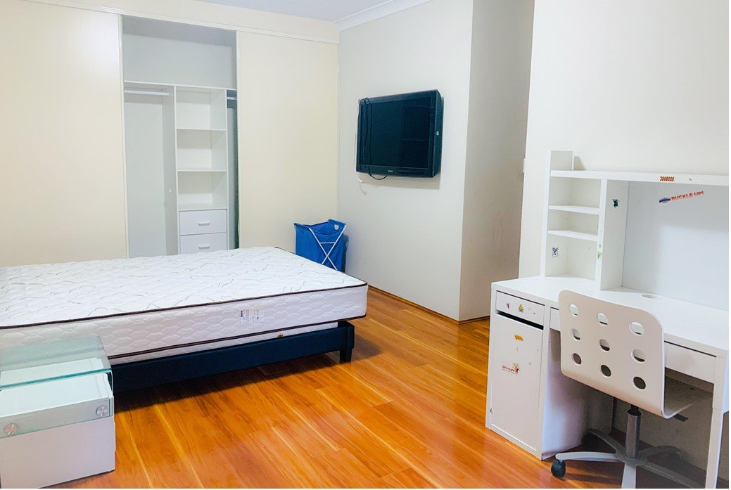 7/37 Park Road HURSTVILLE 4