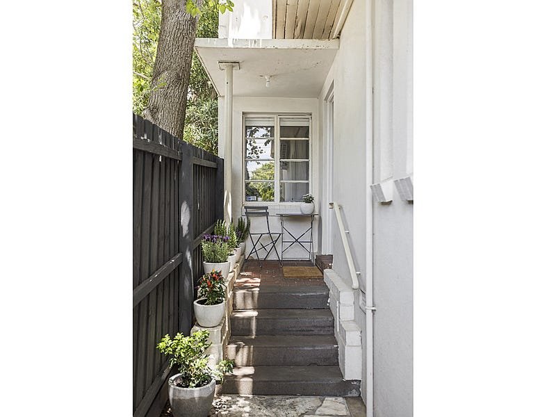 Real Estate and Property in 7/38 Ormond Road, Elwood, VIC