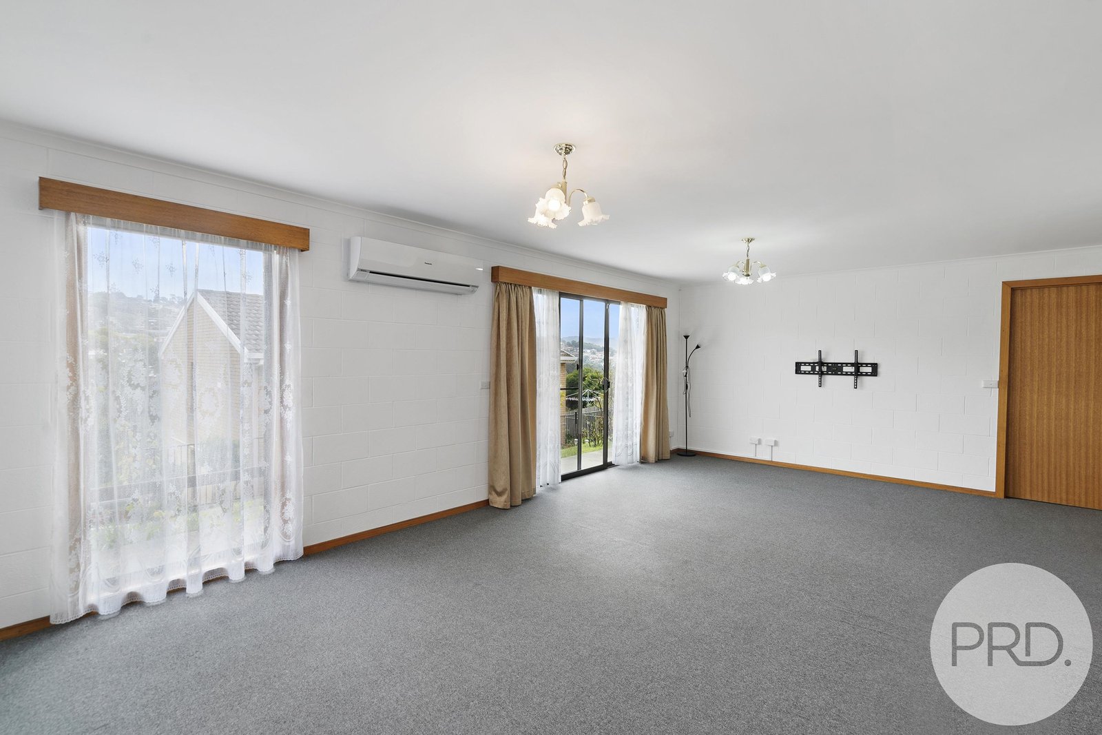 7/38 Sharps Road LENAH VALLEY 2