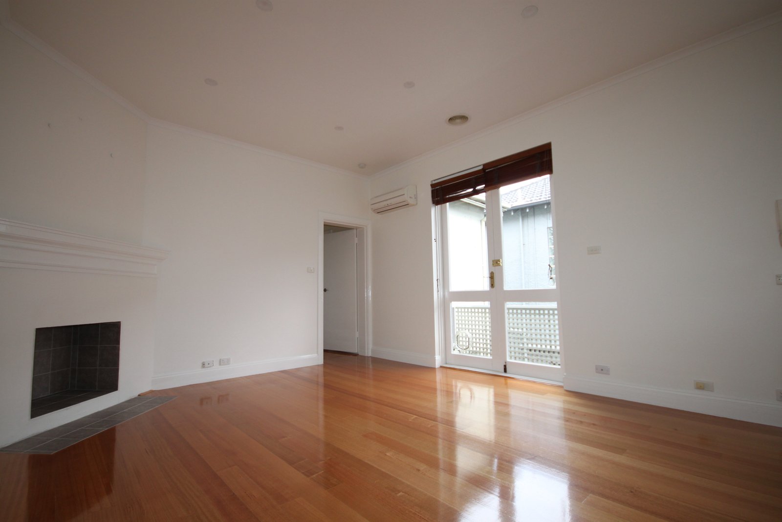 Gallery: 7/39 Marine Parade
