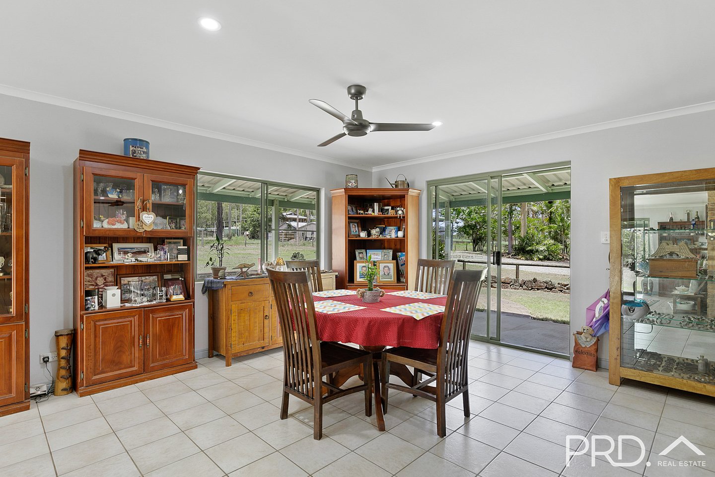 739 Teddington Road TEDDINGTON 8