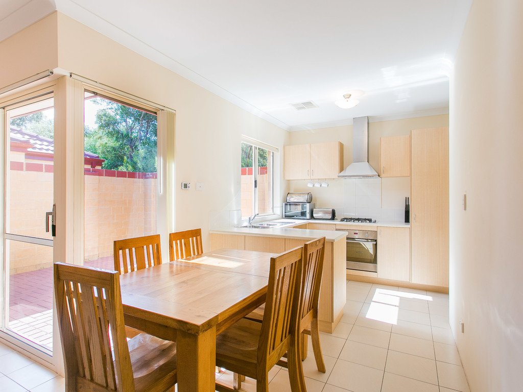 7/39 Windsor Street PERTH 4