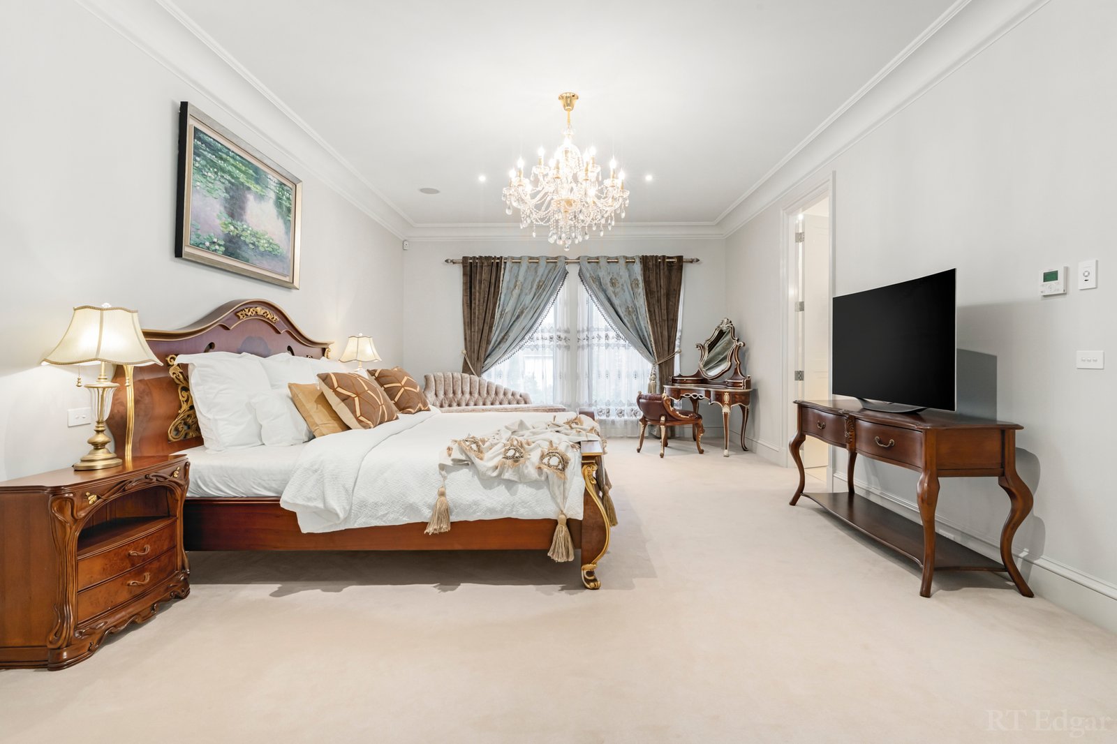 Real Estate and Property in 73A Mont Albert Road, Canterbury, VIC