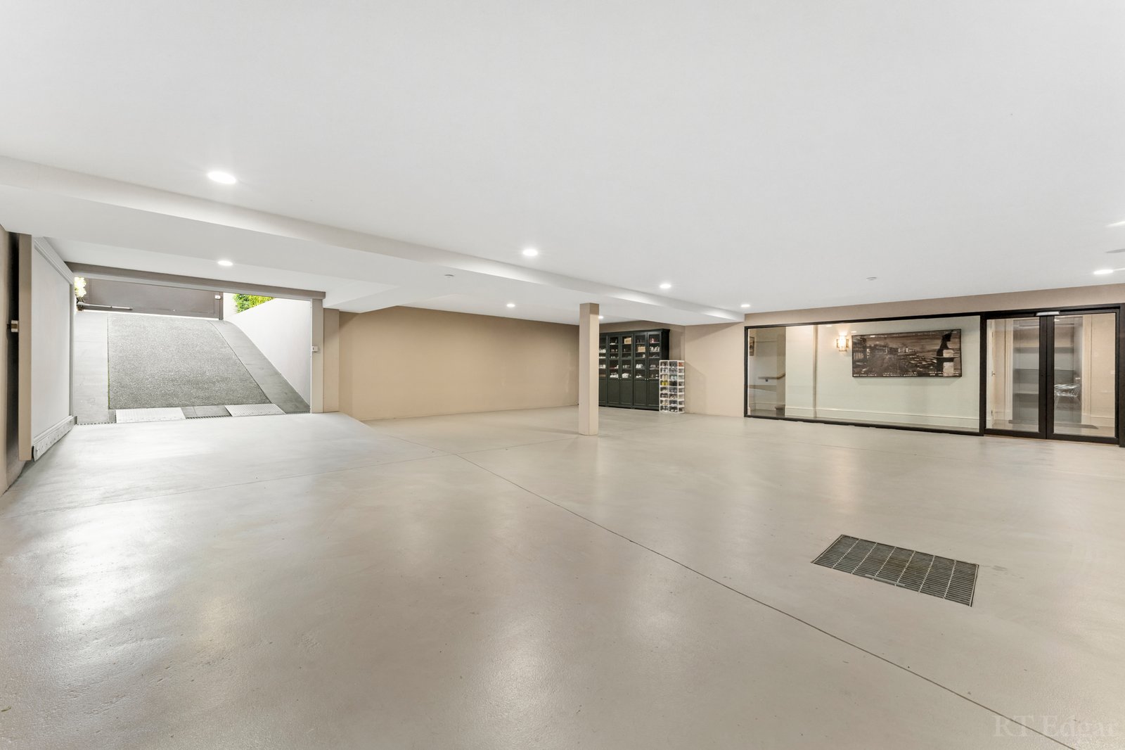 Real Estate and Property in 73A Mont Albert Road, Canterbury, VIC