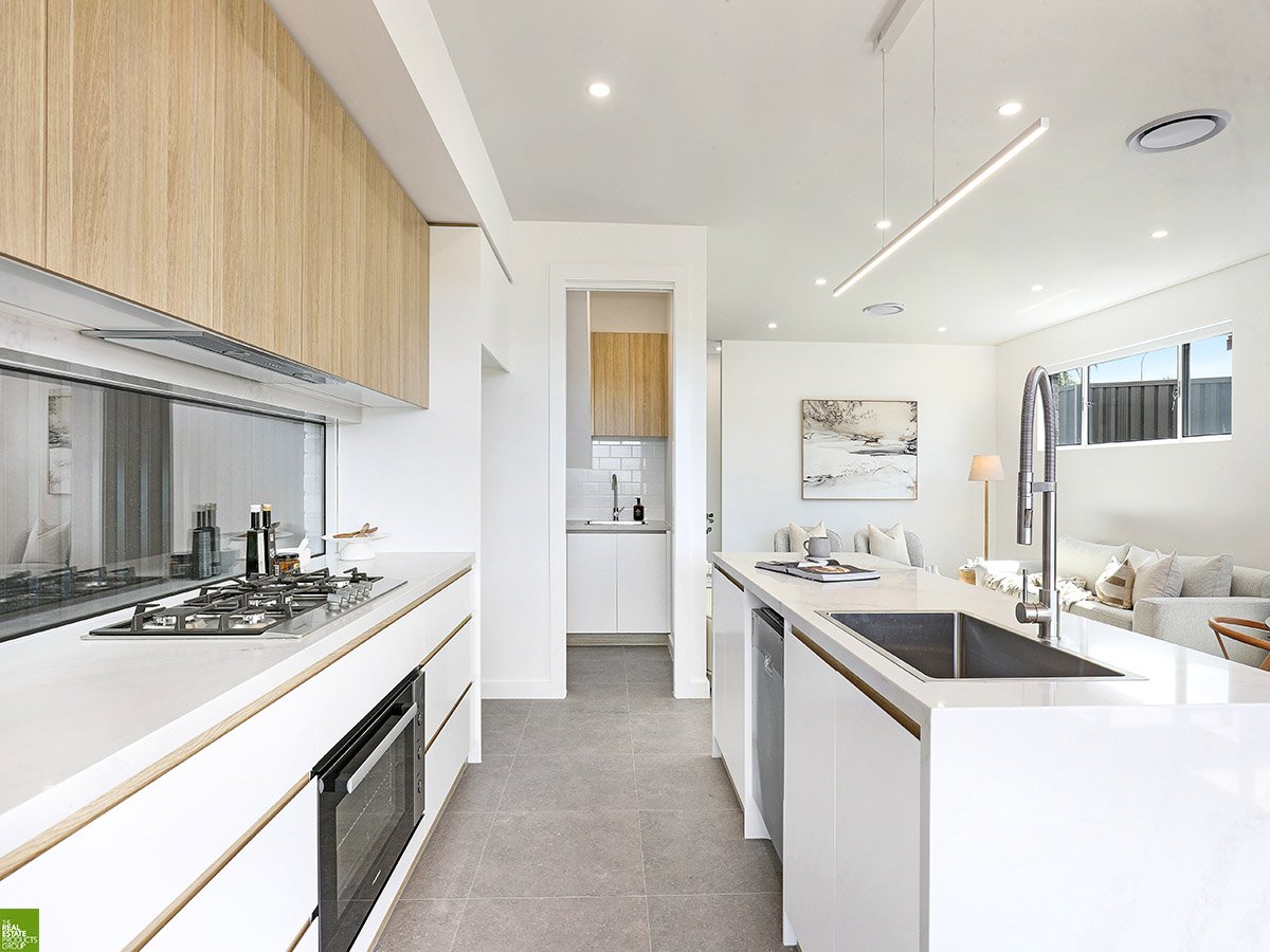 73b Penrose Drive AVONDALE 4