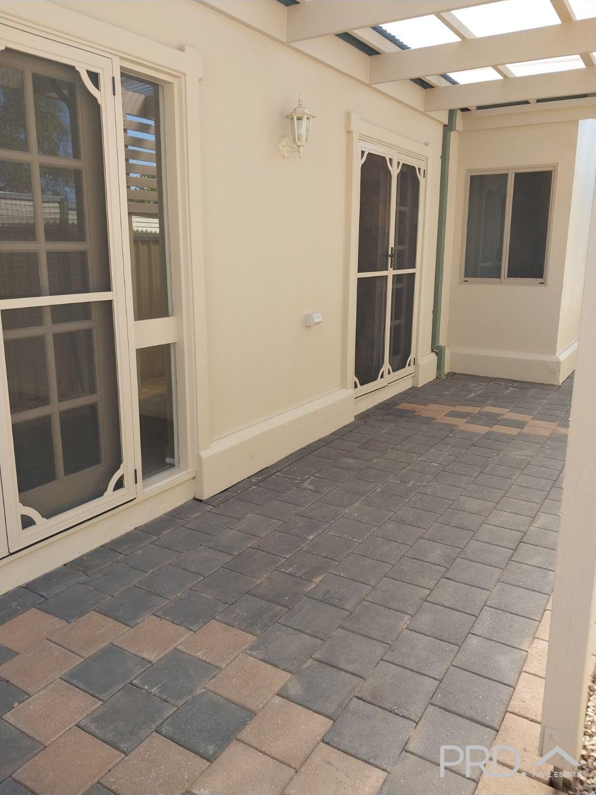 73b Summer Drive BURONGA 8