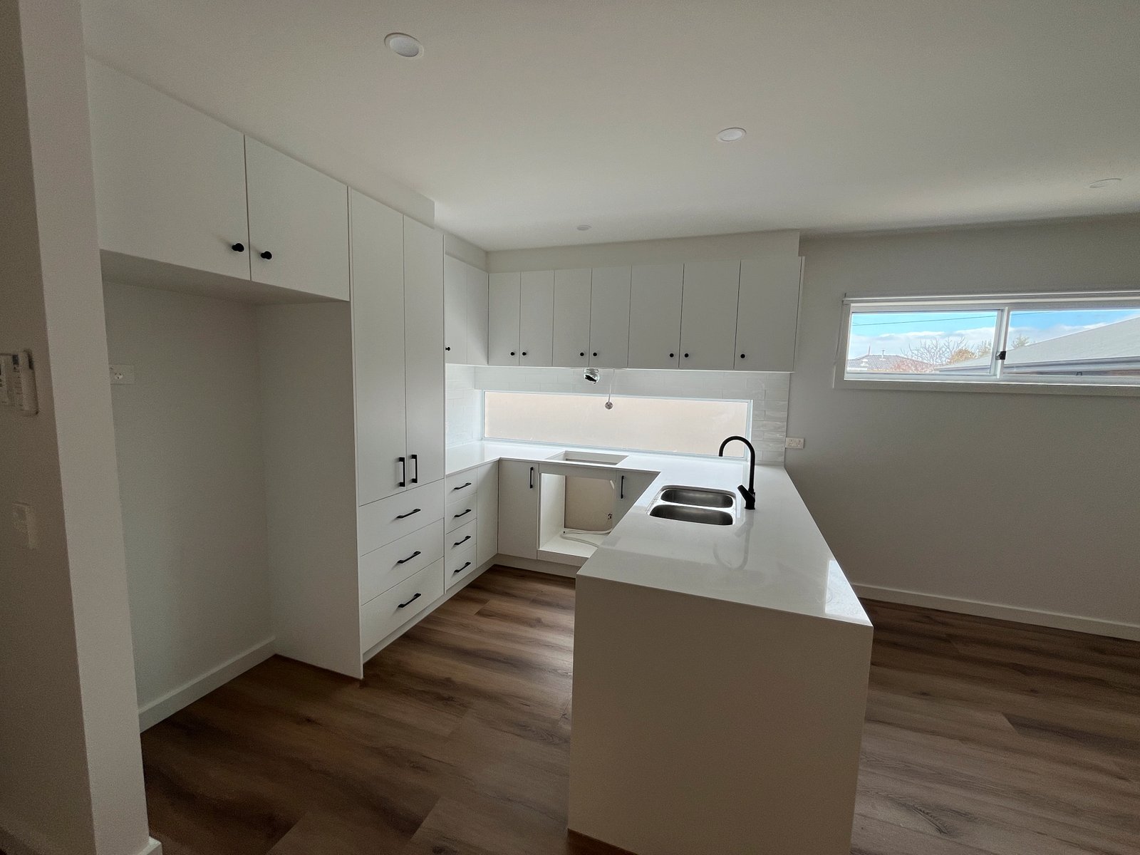 Gallery: 73B Thorburn Street