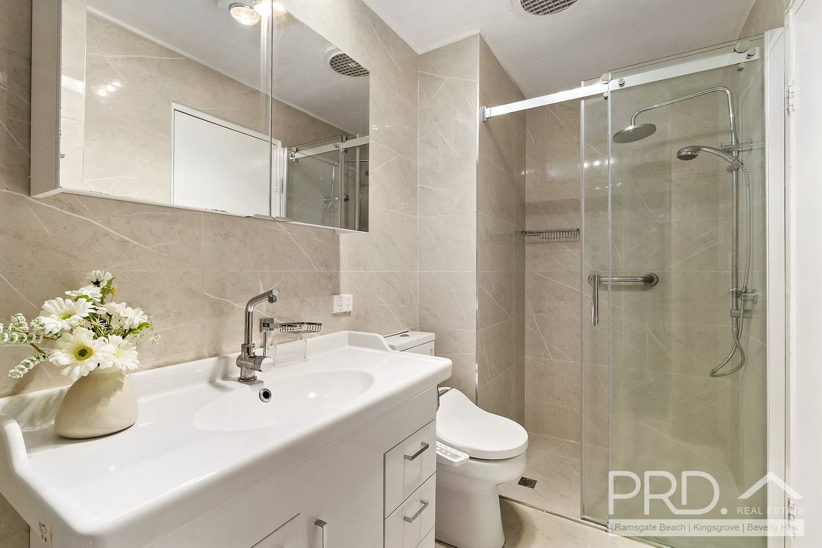 7/4-10 The Boulevarde  BRIGHTON-LE-SANDS 5