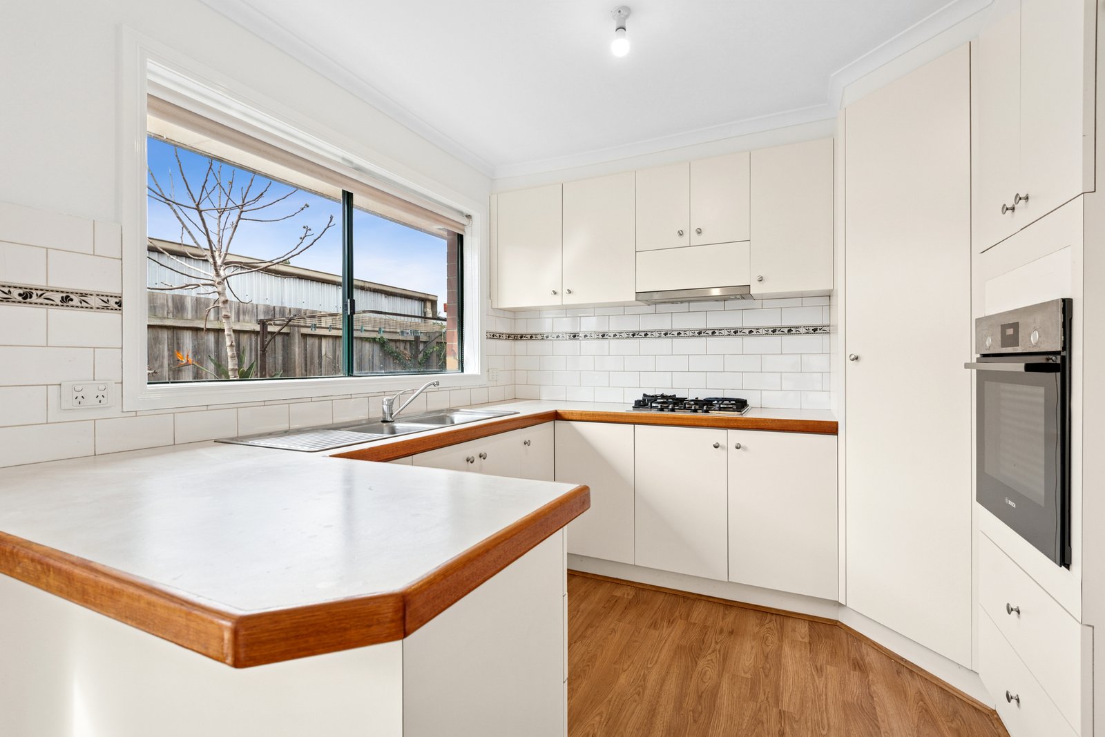 Gallery: 7/4-6 Camdale Close