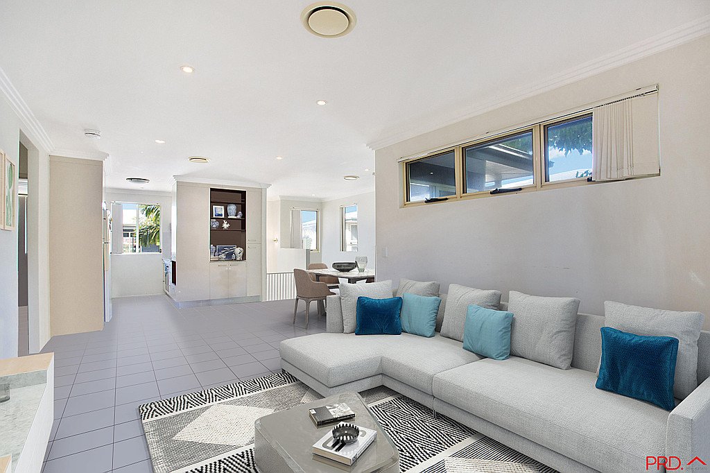 7/4-6 Locke Street SOUTHPORT 5