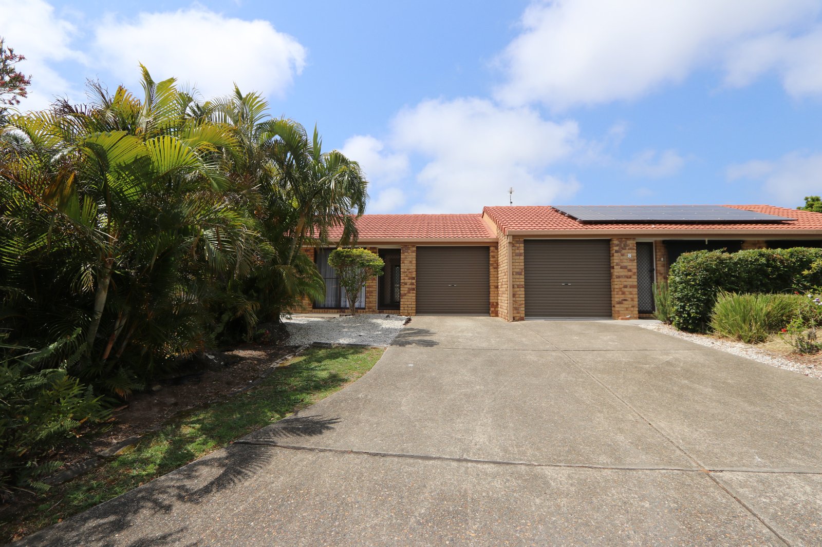 7/4-8 Cassandra Crescent LABRADOR 11