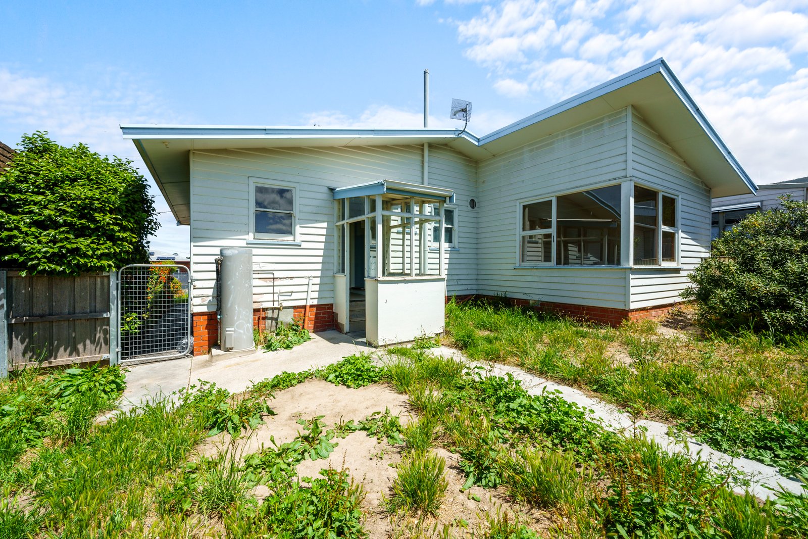 74 Abbotsfield Road CLAREMONT 12
