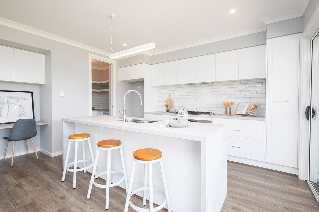 74 Arrowtail Street CHISHOLM 3