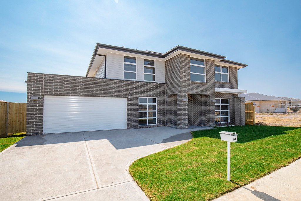 74 Arrowtail Street CHISHOLM 16