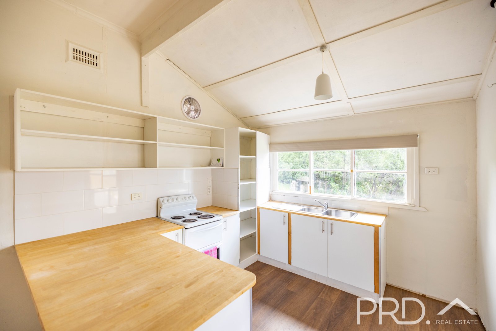 74 Batlow/Tumbarumba Road BATLOW 3