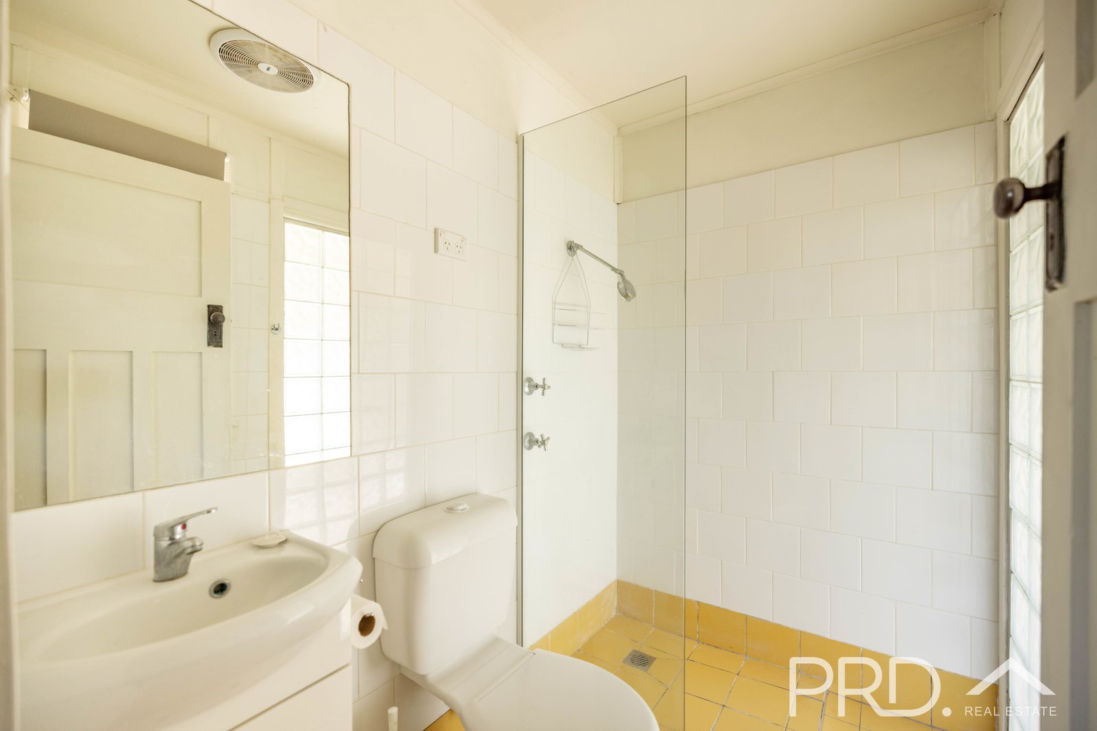 74 Batlow/Tumbarumba Road BATLOW 8