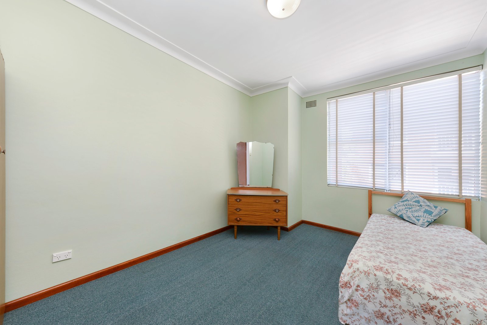 7/4 Botany Street RANDWICK 4