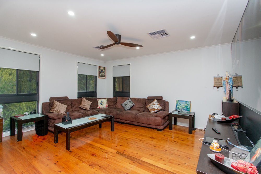 74 Bottlebrush Drive CRANEBROOK 4