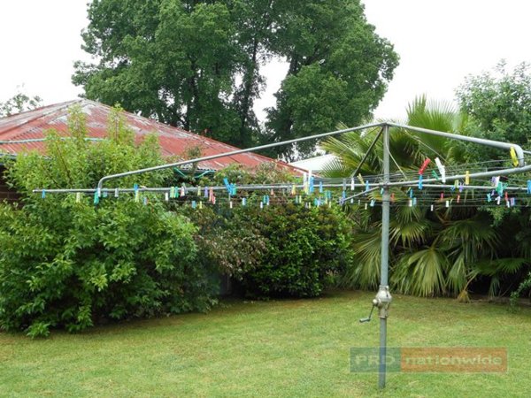 74 Broughton Street TUMUT 4
