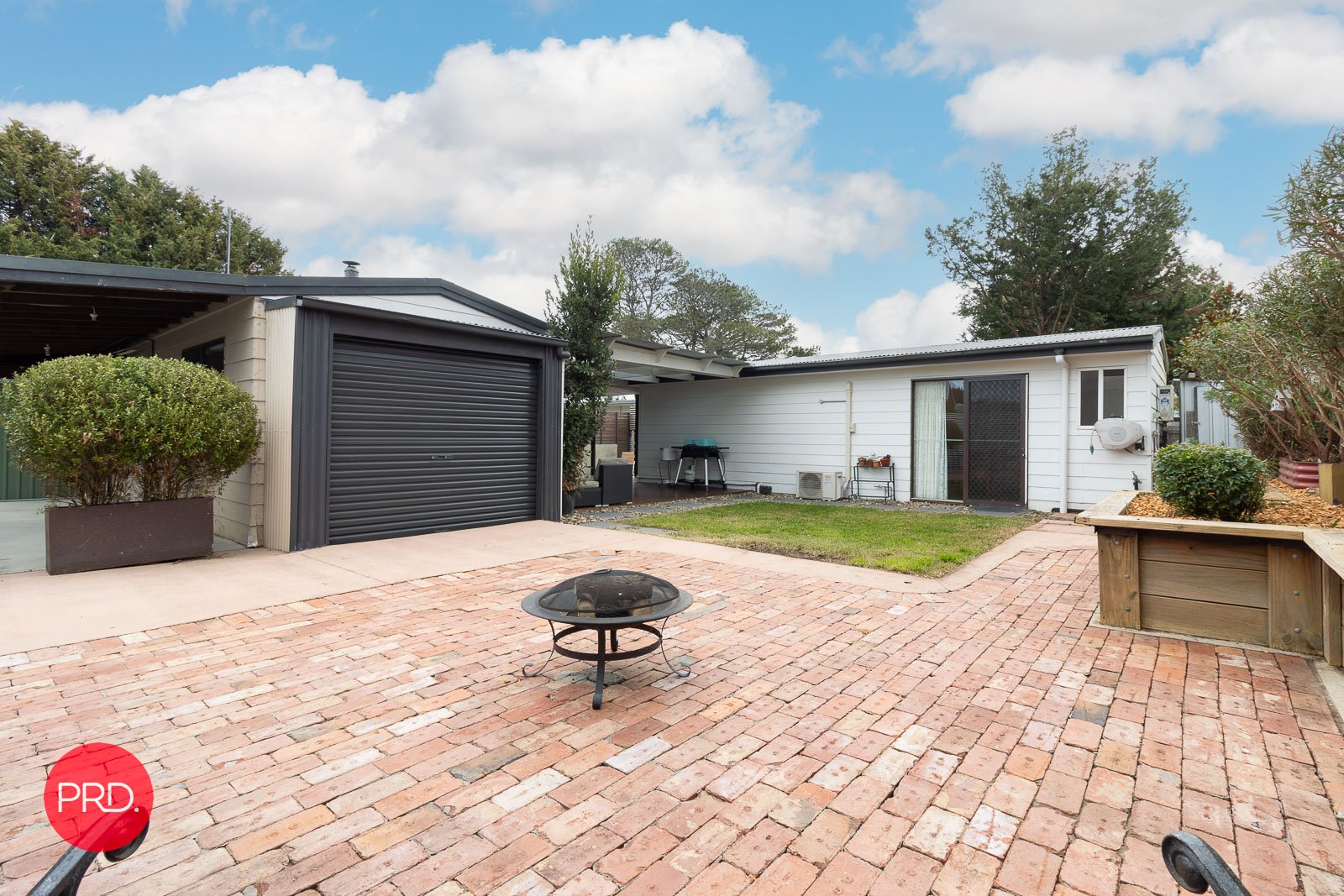 74 Butmaroo Street BUNGENDORE 25