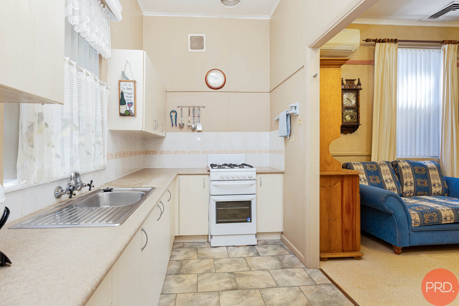 74 Chinchen Street ISLINGTON 16