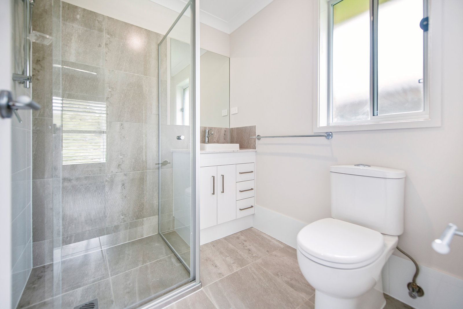 74 Clinton Way Hamlyn Terrace 3