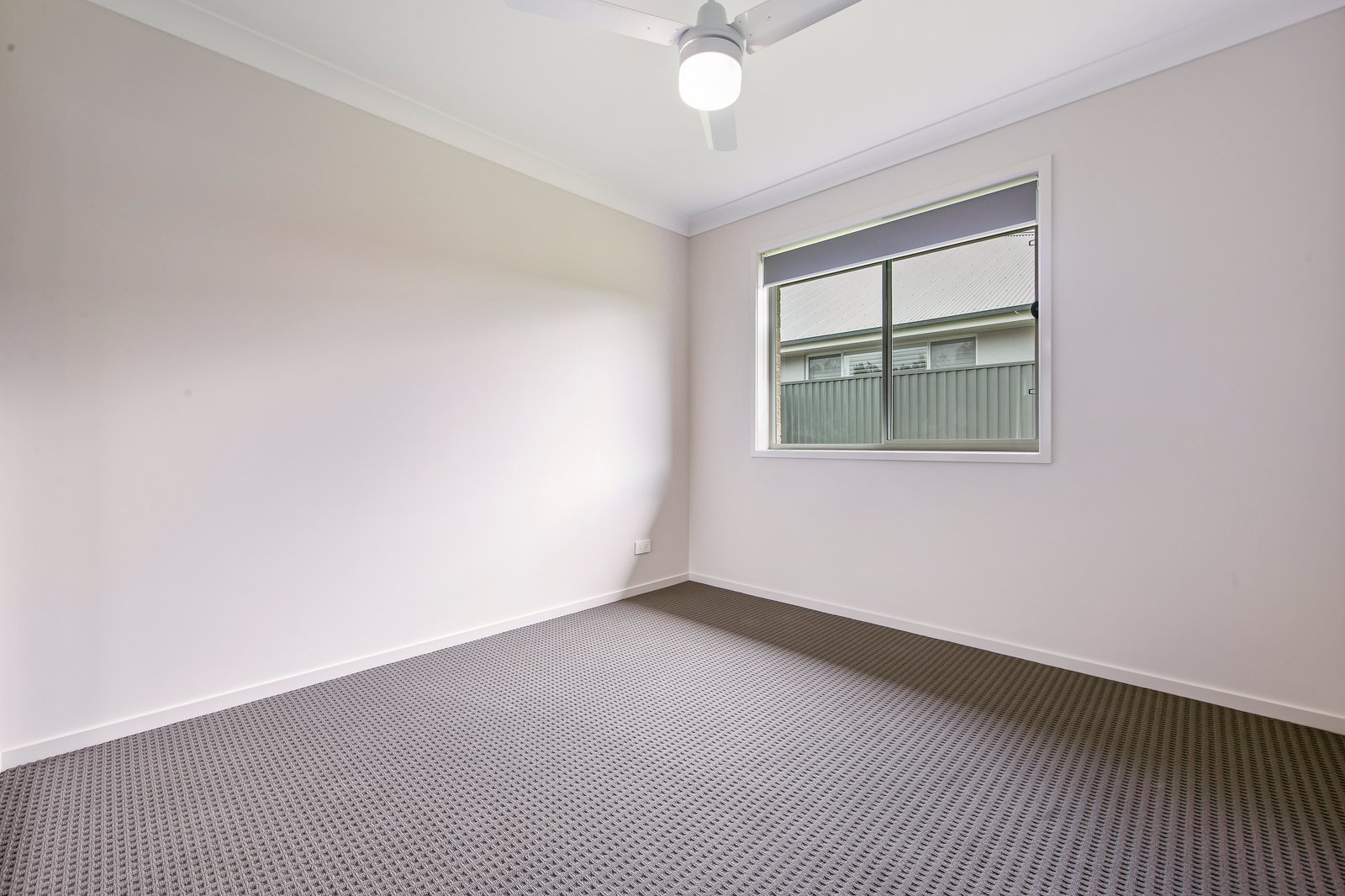 74 Clinton Way Hamlyn Terrace 9