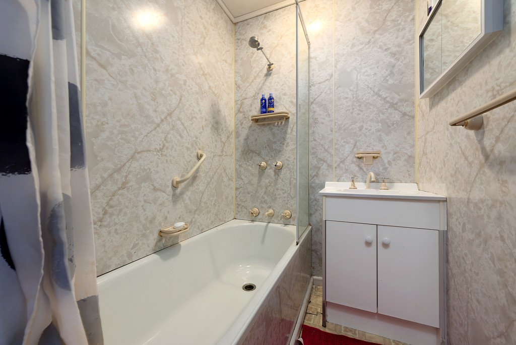 74 Coleman Street MOONAH 4