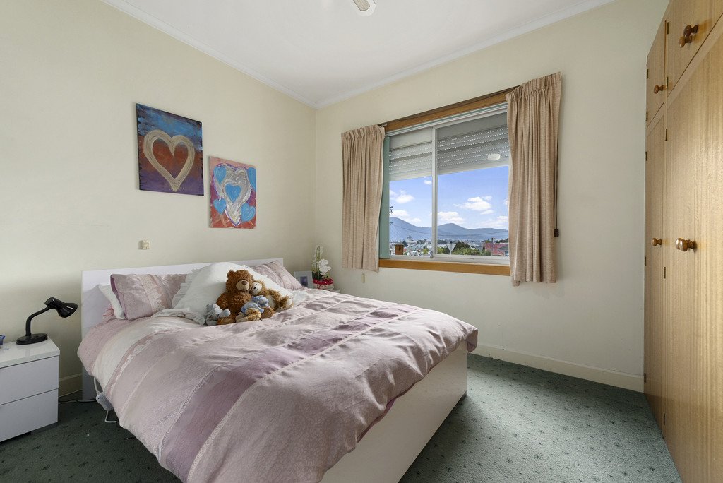 74 Coleman Street MOONAH 8