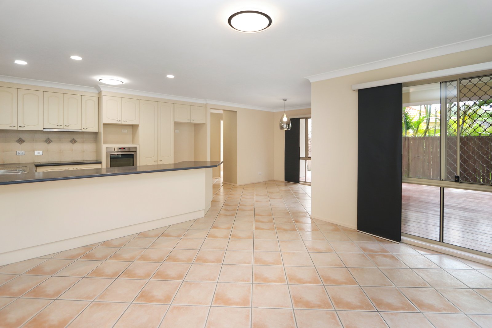 74 Crestwood Drive MOLENDINAR 4