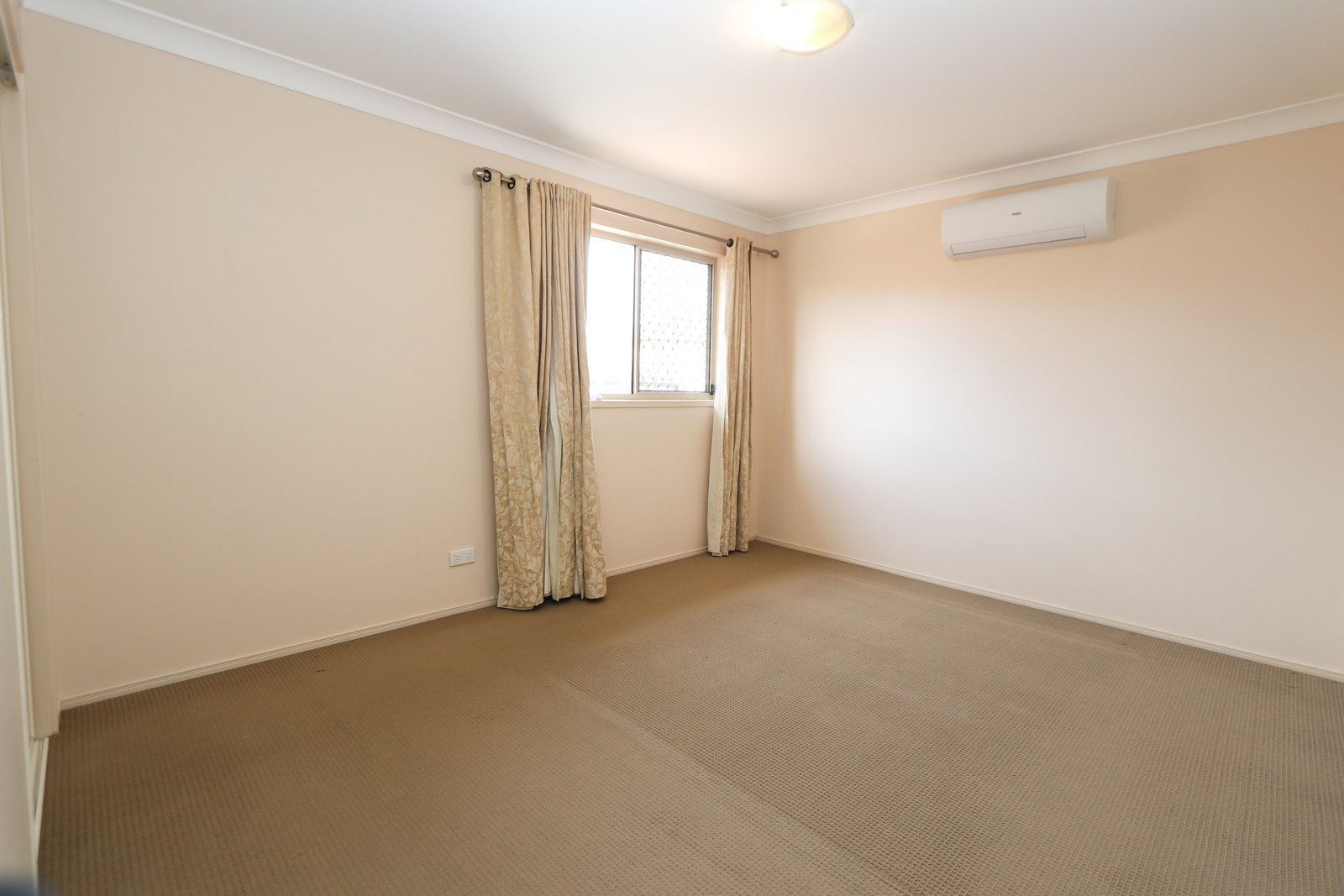 74 Crestwood Drive MOLENDINAR 13
