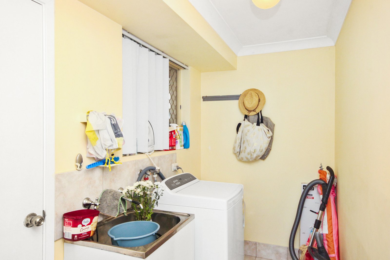 74 Explorers Way LAKE CATHIE 8