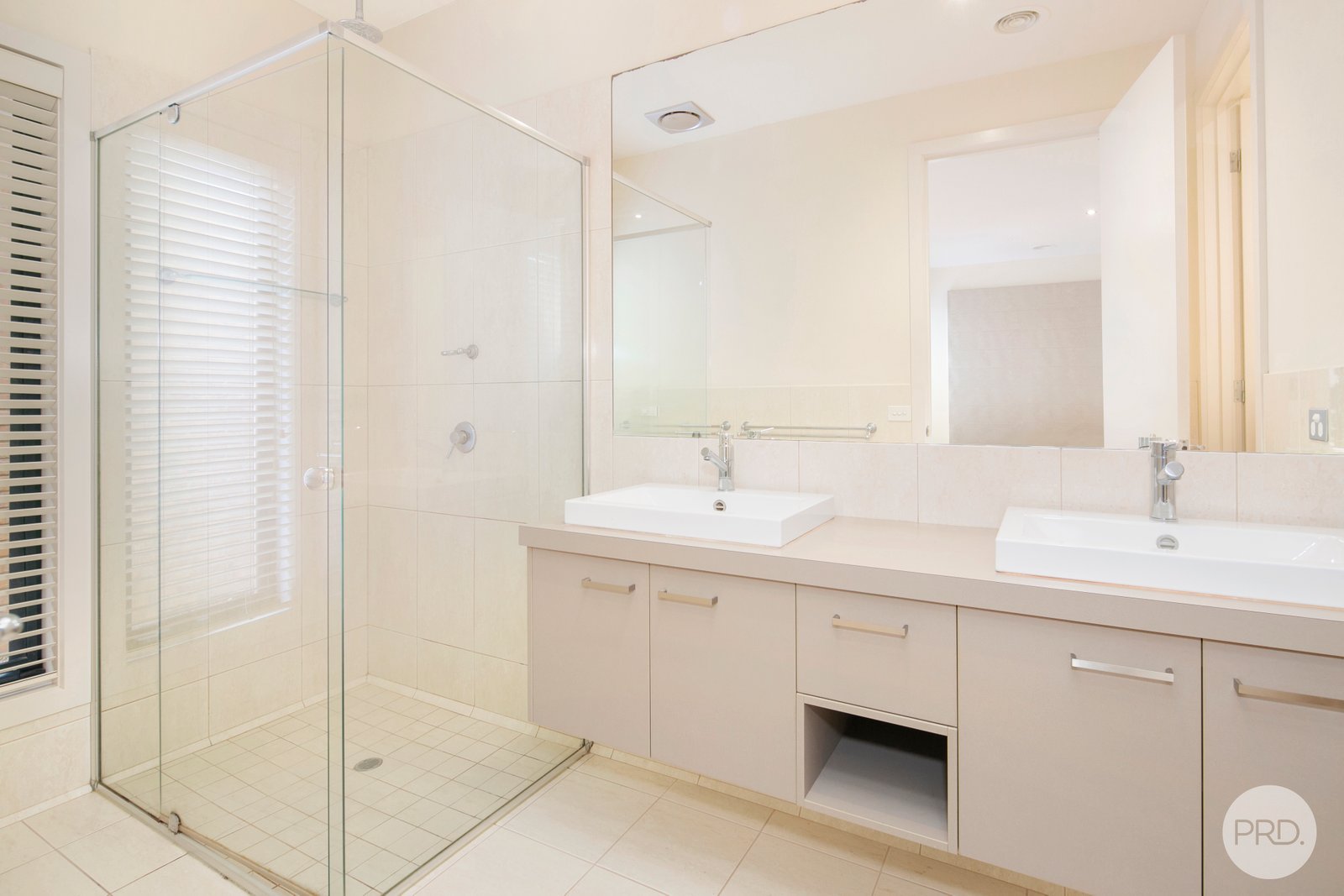 74 Faversham Avenue LAKE GARDENS 6