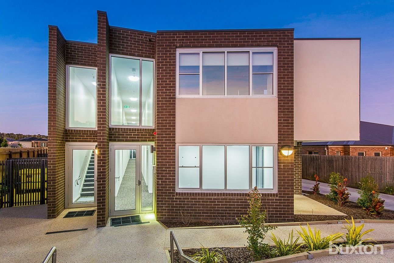 Gallery: 7/4 Ficinia Mews