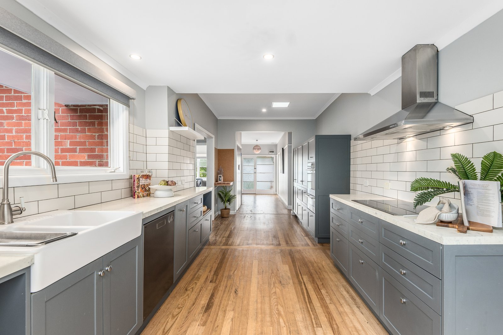 Gallery: 74 Francis Street