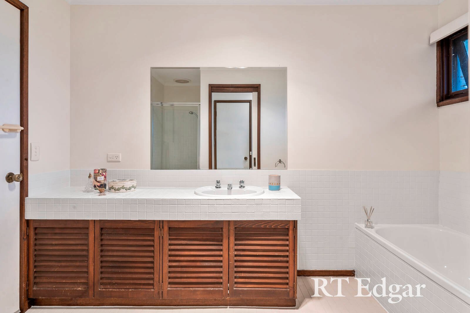 Real Estate and Property in 74 Govans Lane, New Gisborne, VIC