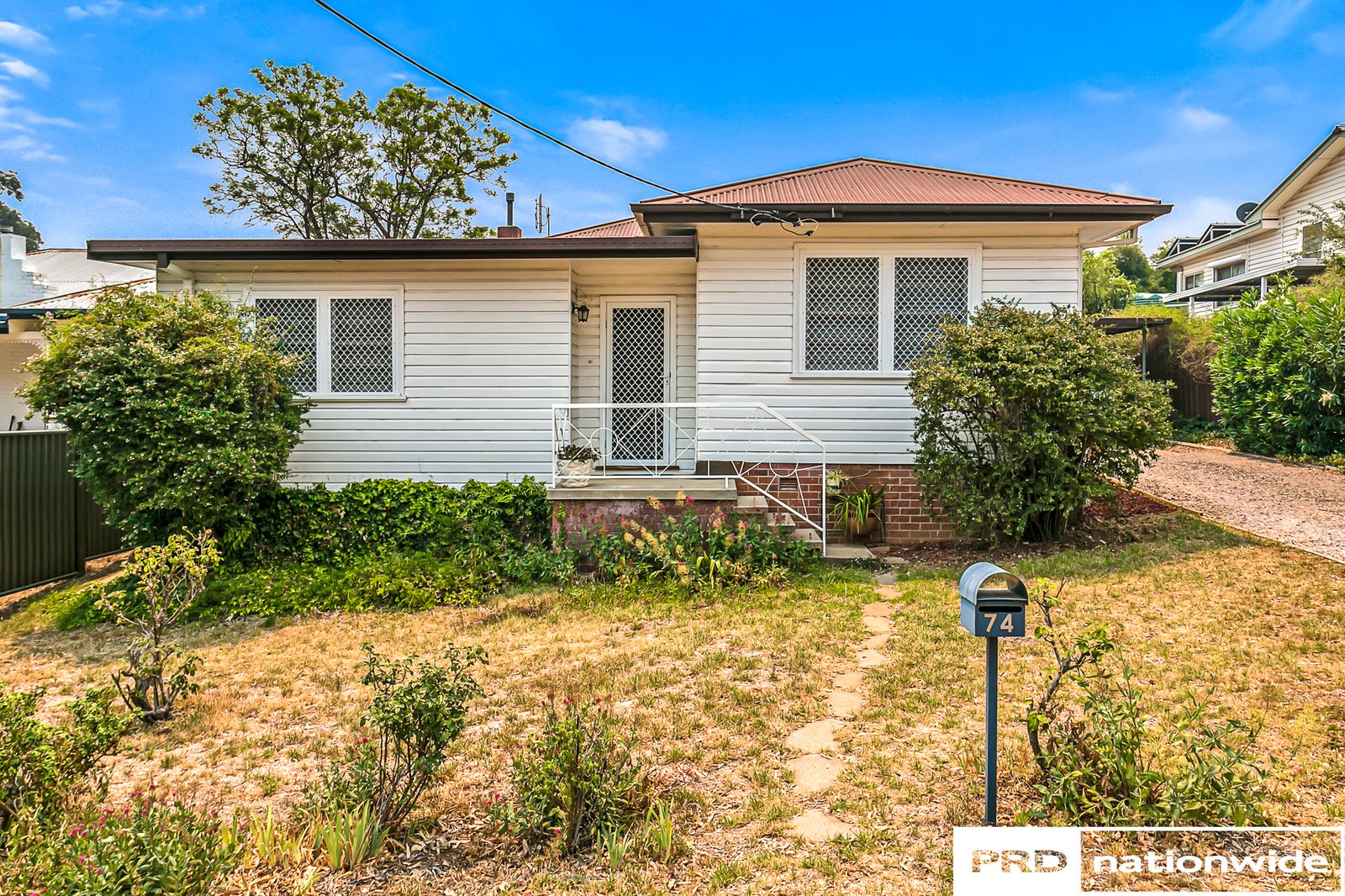 74 Hill Street TAMWORTH 25