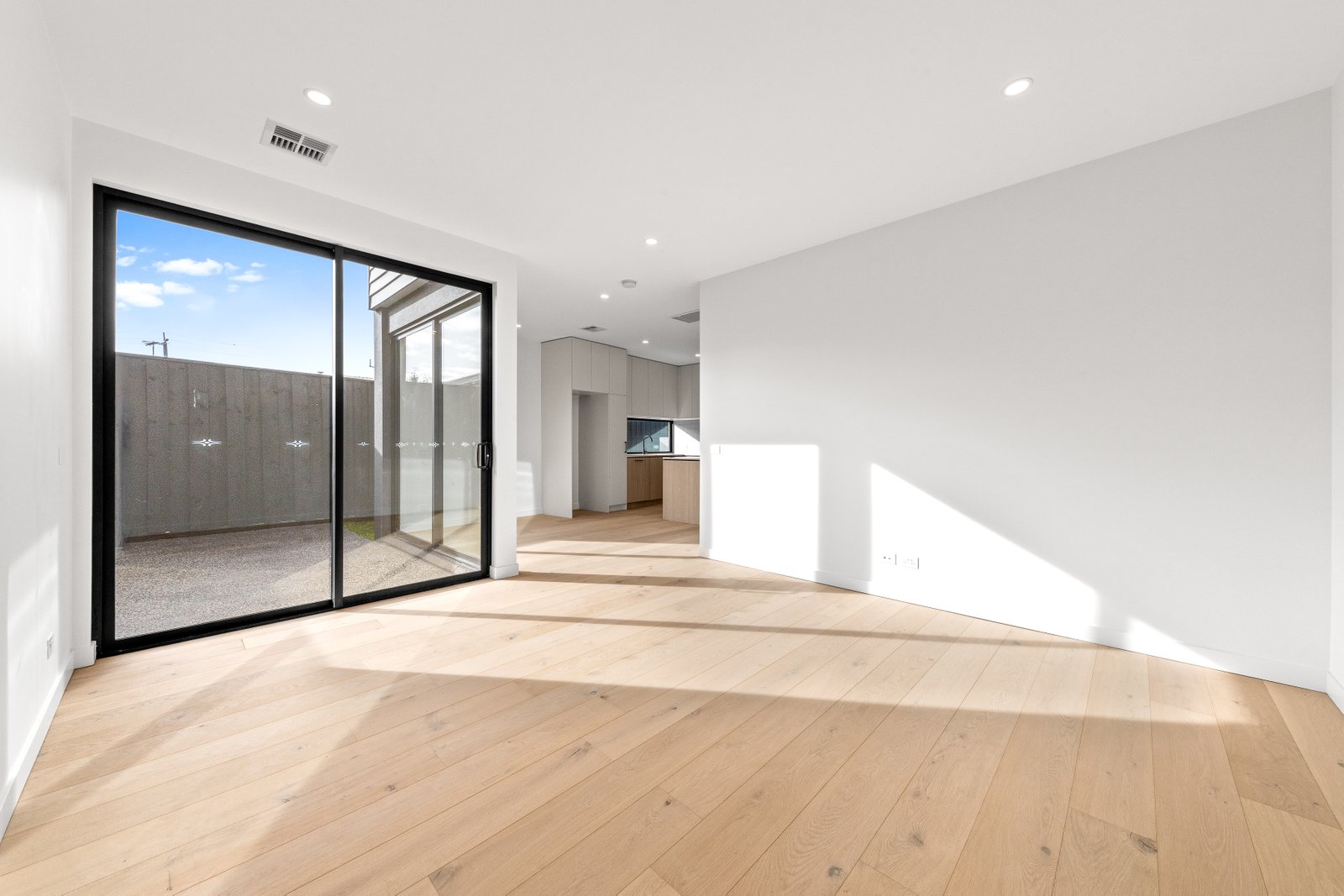 Gallery: 74 Laura Street