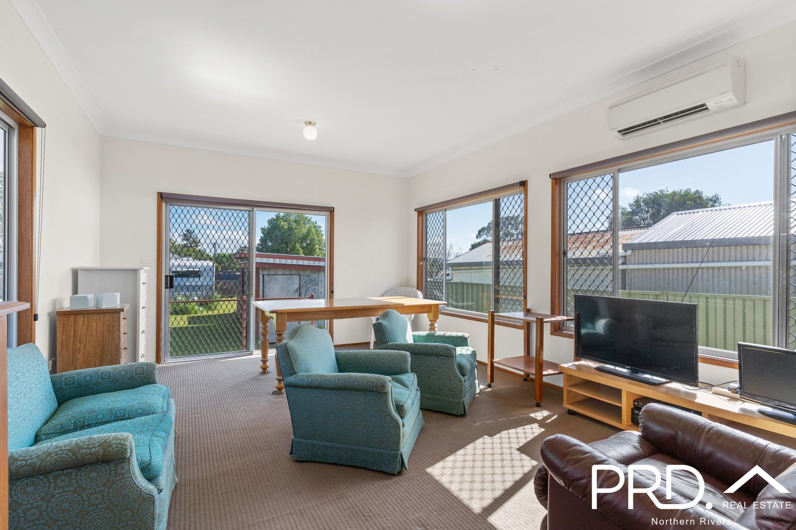 74 Lennox Street CASINO 8